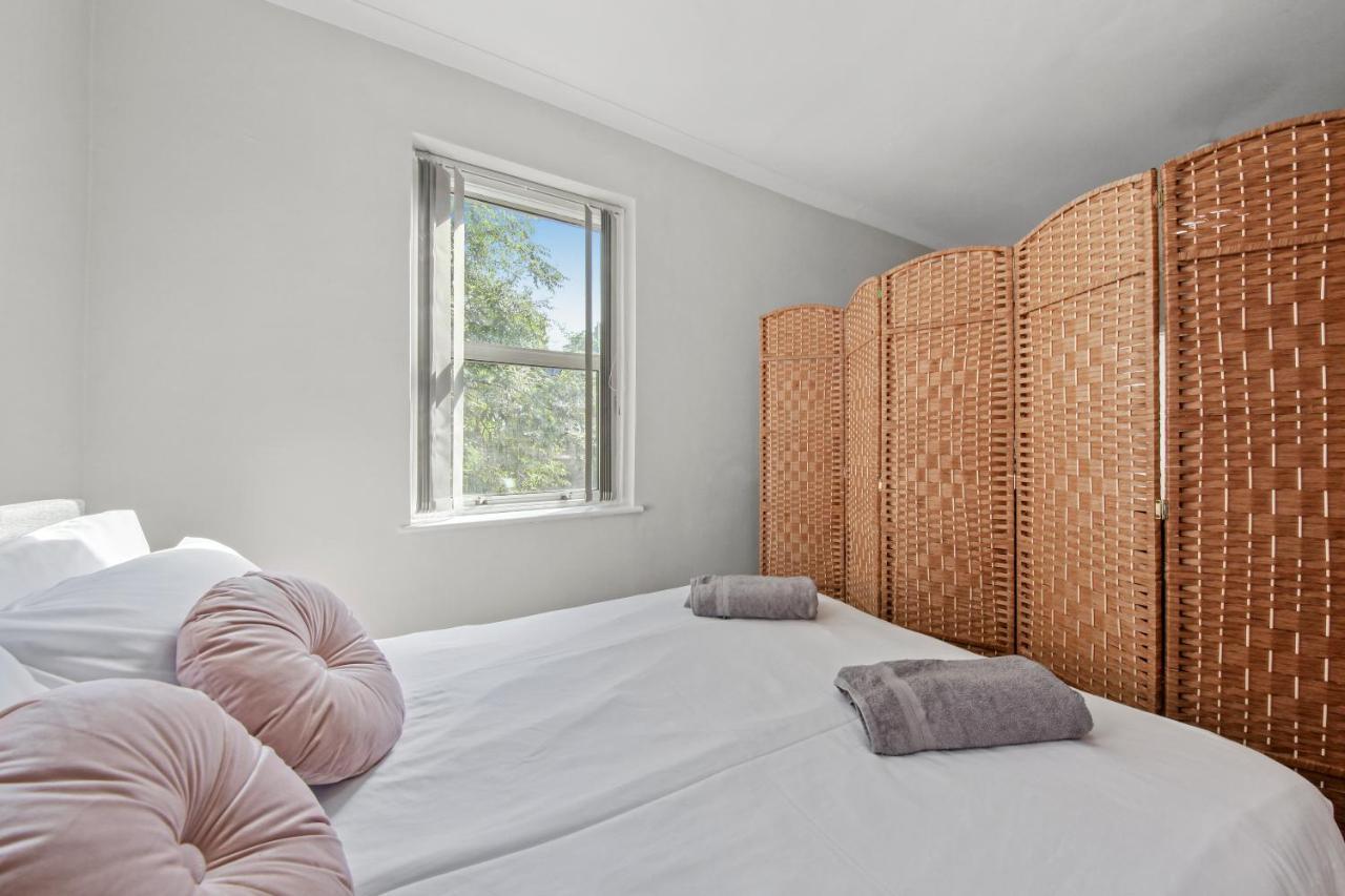 פלמסטד Stunning Studio Flat With Free On-Street Parking! מראה חיצוני תמונה